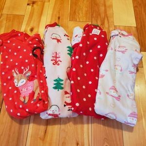 2T holiday/winter pj lot